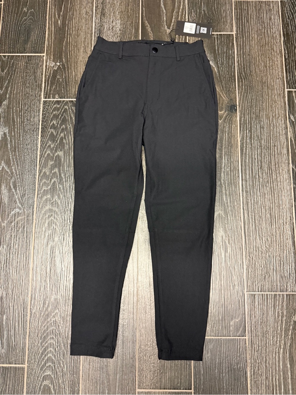 NWT Cuts AO Jogger Slim Fit Chinos